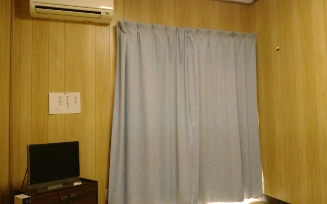 Minshuku Takahashi Kashibuneten – Guest Rooms – Hamamatsu