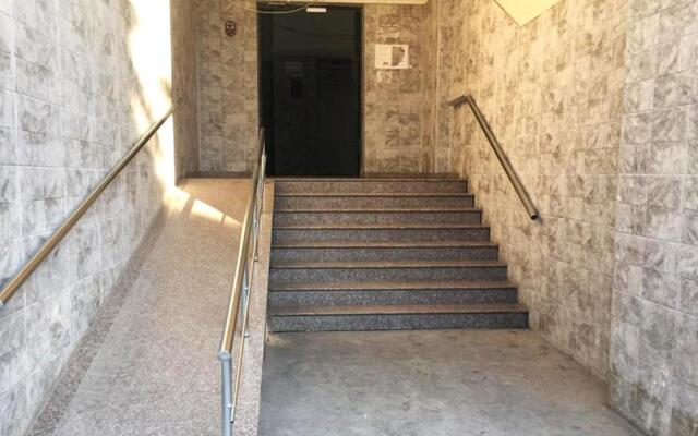 Прекрасная квартира 18 этаж с бесплатной парковкой