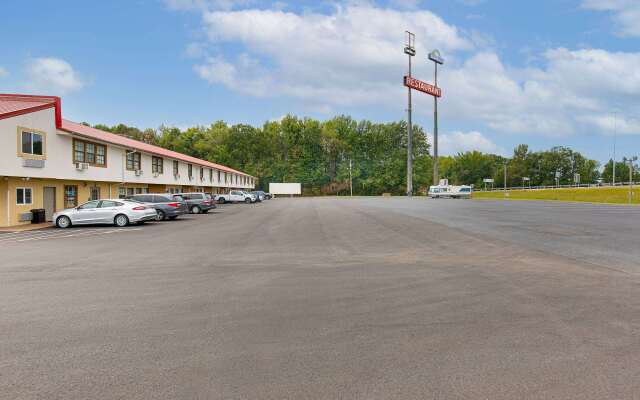 Days Inn by Wyndham Holladay