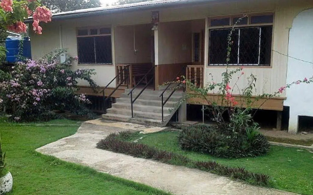Cahayakaseh GuestHouse