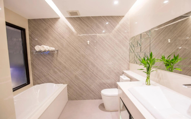 The Crystal Hotel Buriram