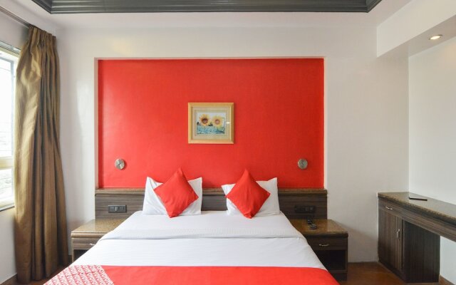 OYO 17243 Hotel Celebration Inn