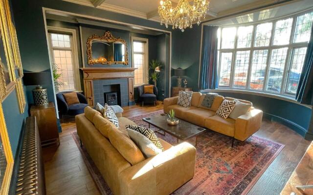 Selworthy - Luxury 3 Bedroom Apartment