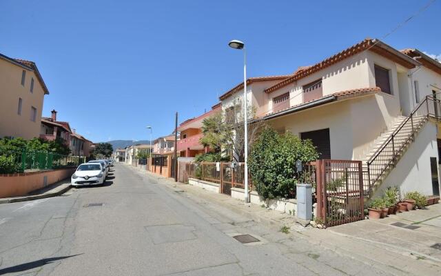 IzzHome Pula Crispi