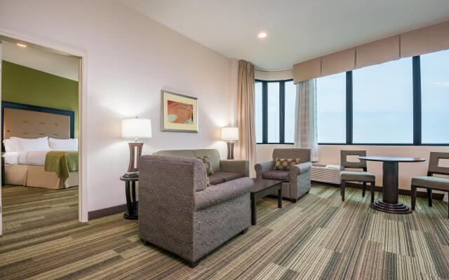Holiday Inn New Orleans West Bank Tower by IHG