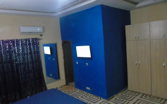 Welcome To Our Lovely 3-bed Apartment in Abidjan