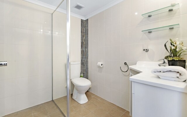 Burleigh Heads Private 2 Bed Ocean View