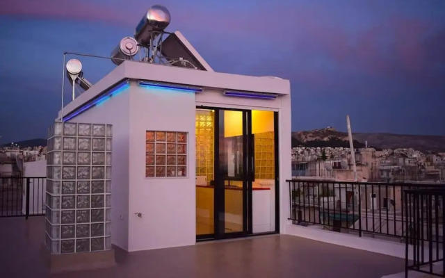 Rooftop studio breathtaking views by GHH