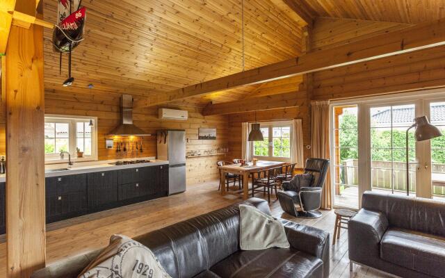 Heavenly Chalet in Sint Annaland with Terrace, Garden, BBQ