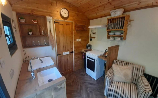 Shepherds Hut With hot tub on Anglesey North Wales