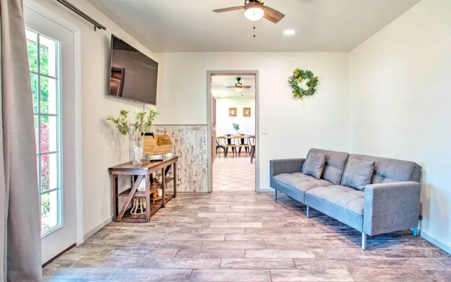 Woodward Home Near Crystal Beach Water Park!