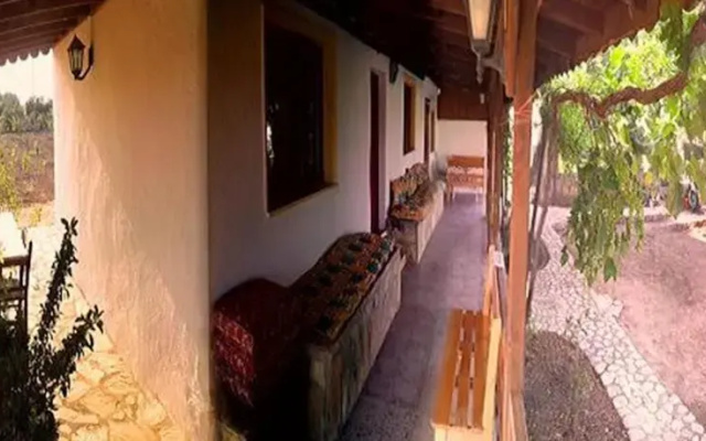 Bozcaada Pension Bag Evi