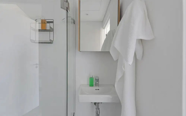 SIX ON N - Fluent Luxury Serviced Apartments