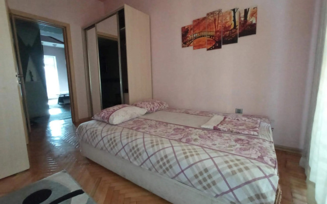 Low cost apartment in Baku