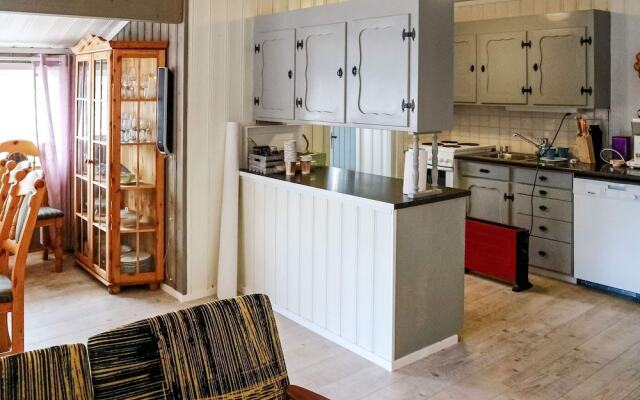 10 Person Holiday Home in Vikersund