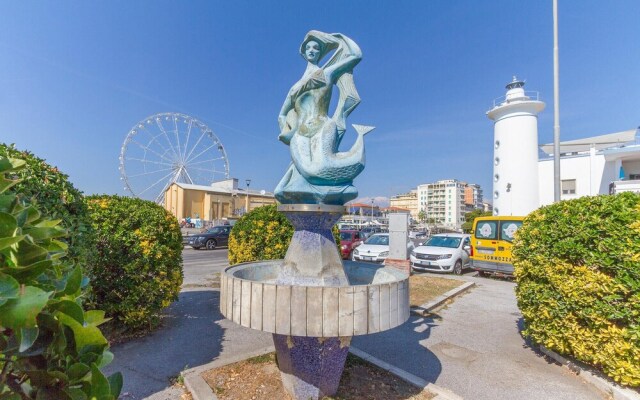 Beautiful Apartment in Viareggio With 3 Bedrooms and Wifi