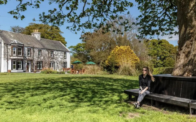 Torrs Warren Country House Hotel