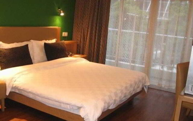Lingnan Garden Inn