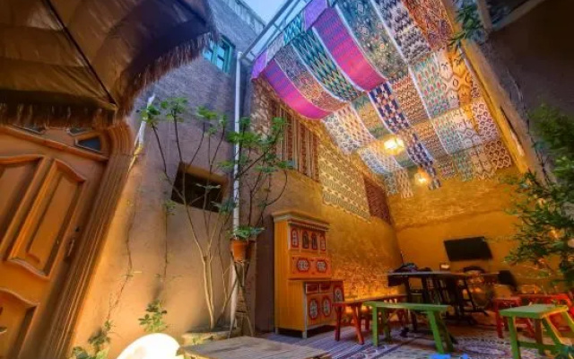 Zhiyou Homestay (Kashgar Ancient City Scenic Area) – Outside – Kashgar