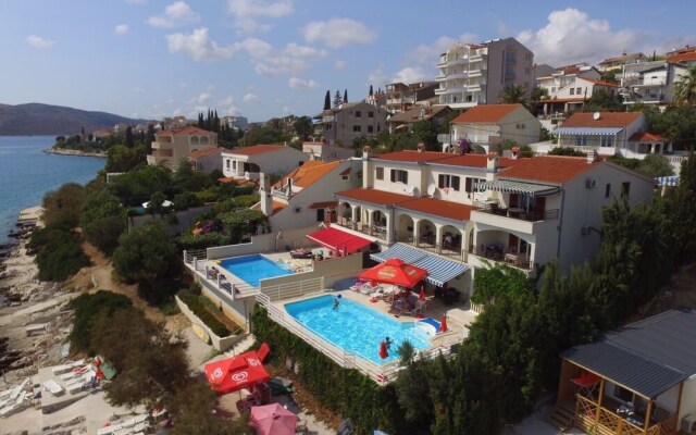 Apartments Anka