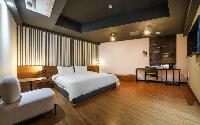 Hound Hotel Seomyeon 1st Street