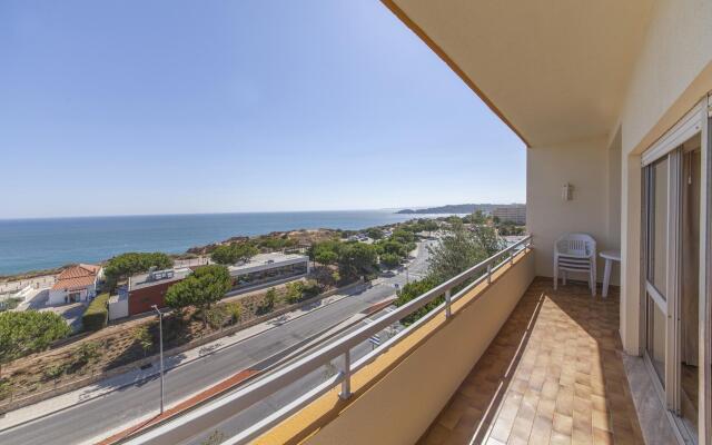 B43 - Spotless Seaview Apartment