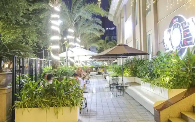 Emerald Pavillon Suites Saigon