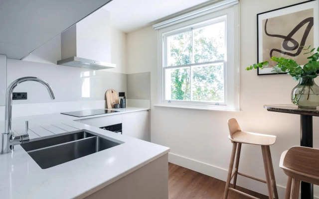 Stylish Earls Court City Retreat