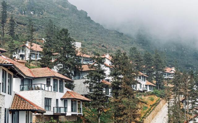 Ville De Mont Mountain Resort