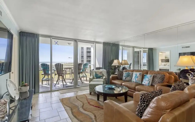 Shoreline Towers 1022