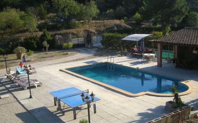 Apartment With 2 Bedrooms in Roquefort-la-bédoule, With Private Pool,