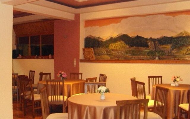 hotel aoos