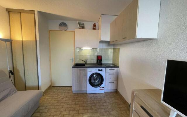 Appartement Le Grau-du-Roi, 1 pièce, 4 personnes - FR-1-250-140