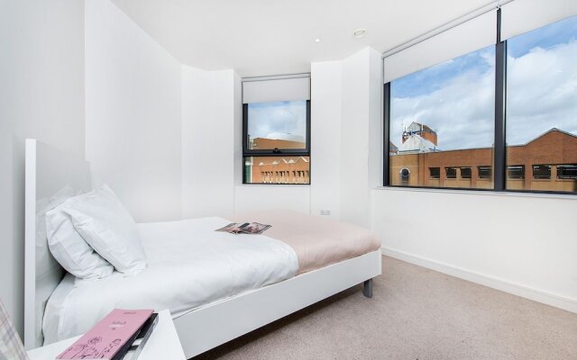 Stylish & Chic 1BR apartment in Harrow