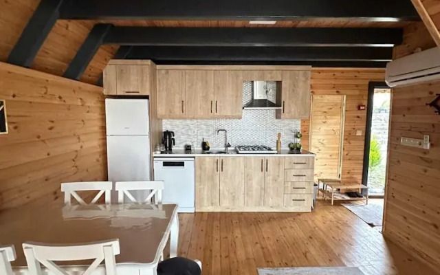 Azhara Bungalov