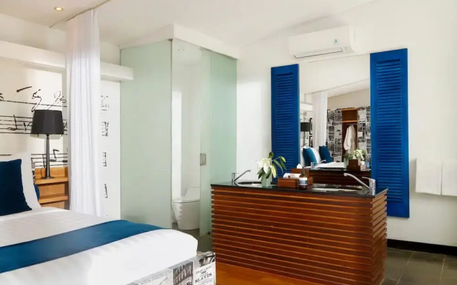 Shanti Estate Seminyak by Nakula