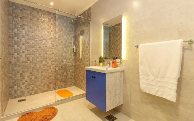 Elite Residences View Palace Apartments