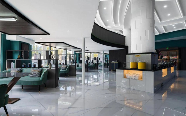 Zhejiang Jiaxing Pujing Hotel