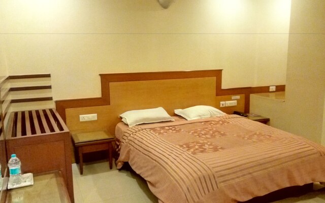 Hotel Kohinoor Square