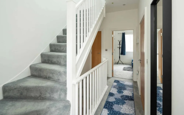 Superb 3bedroom House in Greenwich With Parking