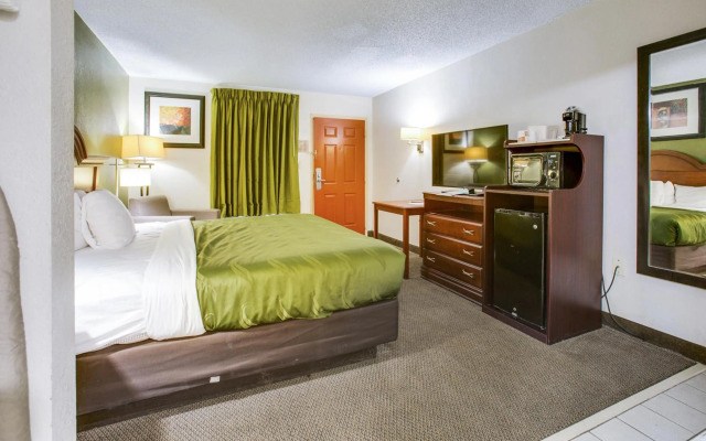 Quality Inn Fort Campbell