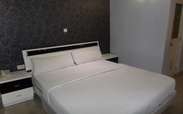 Zaaz Hotel