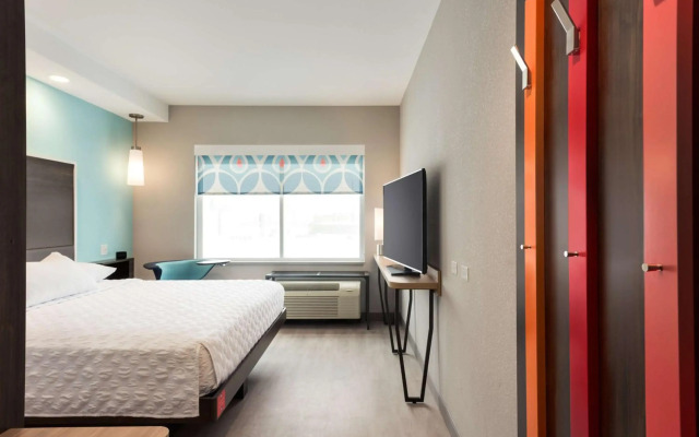 Tru by Hilton Cedar Rapids Westdale