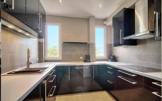 IMMOGROOM - Large Apartment - Parking - Air conditioning - Sea view - Wifi