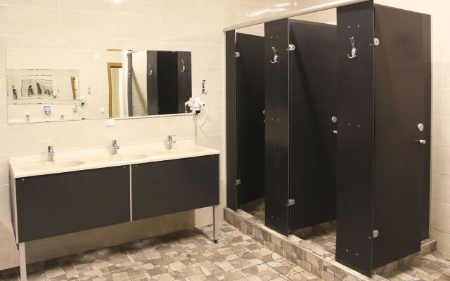 Hostel Port (Caters to Men)
