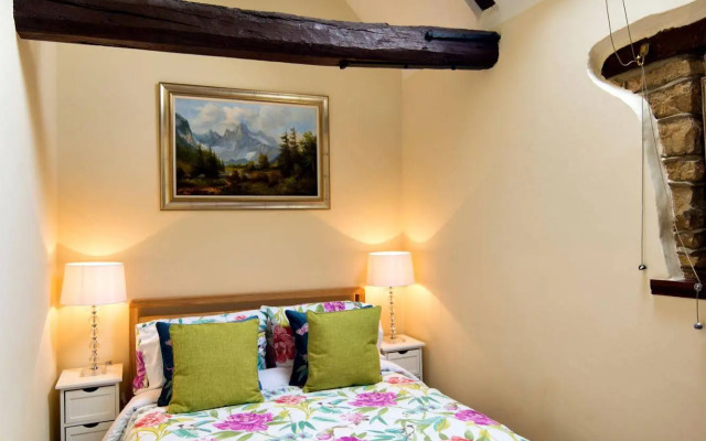 River Nene Cottages