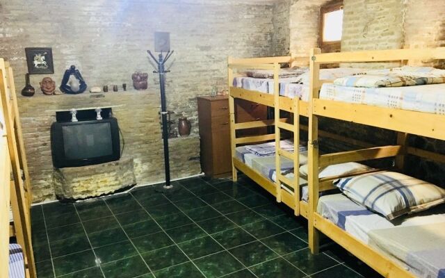 Parallax Hostel