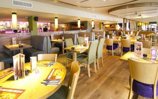 Premier Inn Paignton South (Brixham Road)