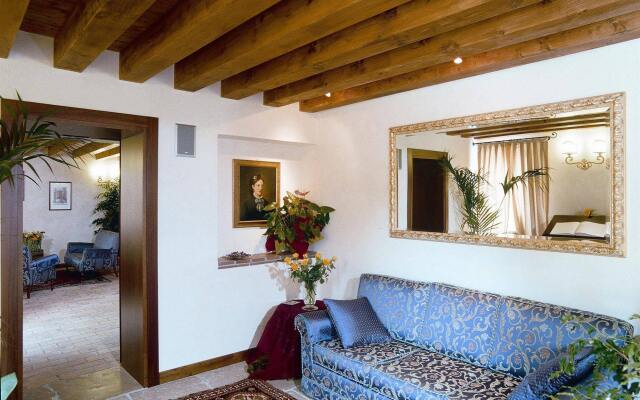 Hotel Villa Dei Carpini
