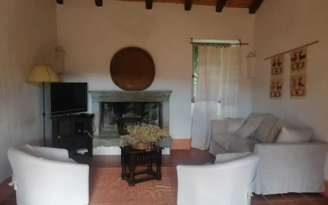 Impeccable 6-bed Villa in Luogosanto